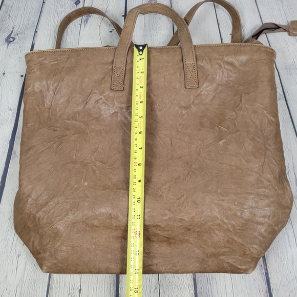 SOHO BAGS | genuine Italian dustressed leather slouchy backpack - Picture 8 of 9